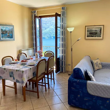 Apartment Torre Mit Garten